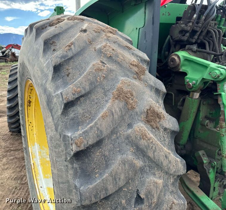 image for item DS7533 1994 John Deere 7800 MFWD tractor