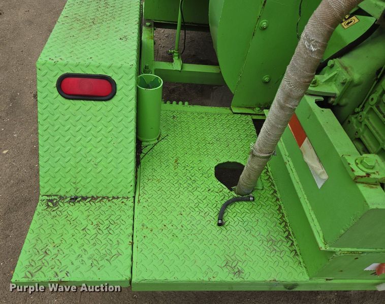 image for item DT5254 (2) straw blowers