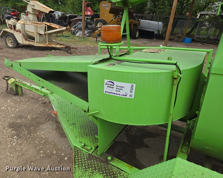 image for item DT5254 (2) straw blowers