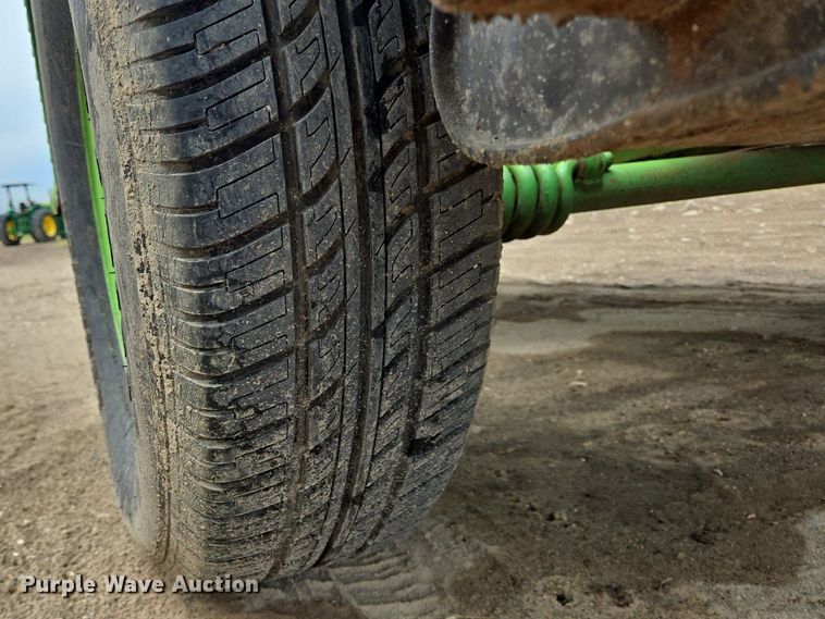 image for item DT5254 (2) straw blowers