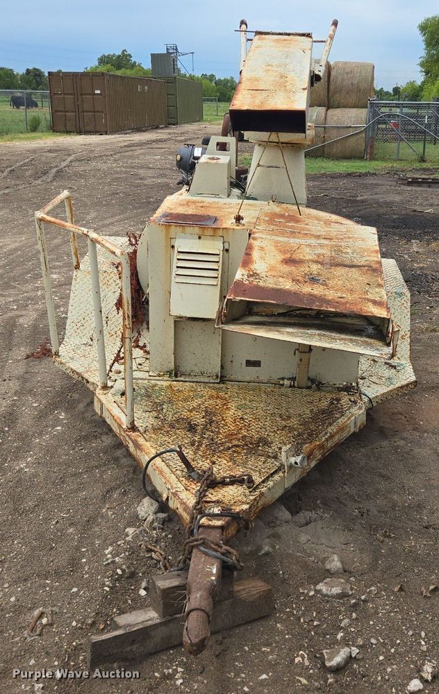 image for item DT5254 (2) straw blowers