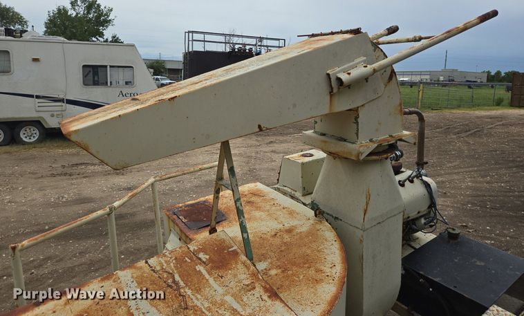 image for item DT5254 (2) straw blowers