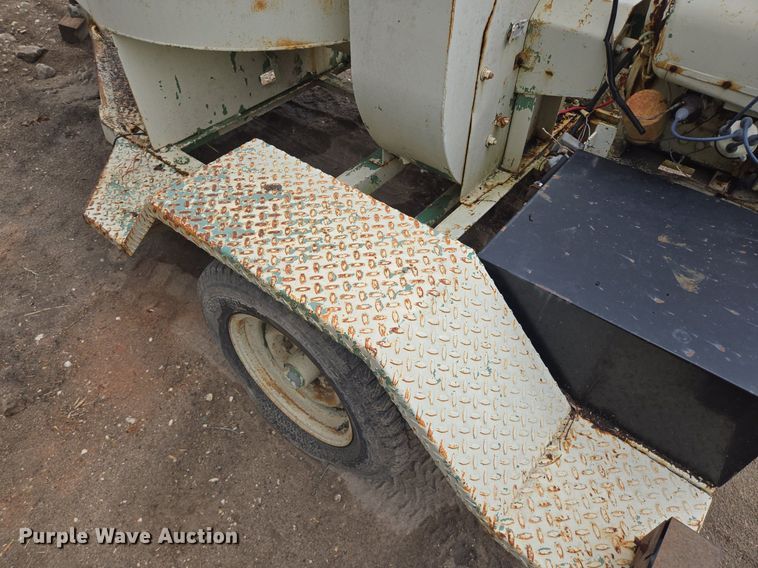 image for item DT5254 (2) straw blowers