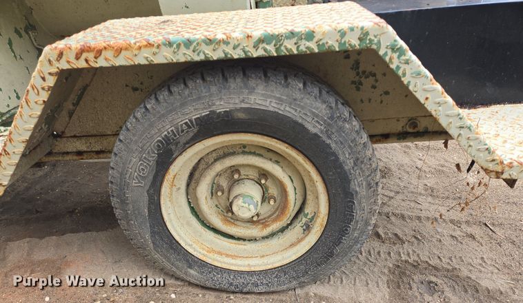 image for item DT5254 (2) straw blowers