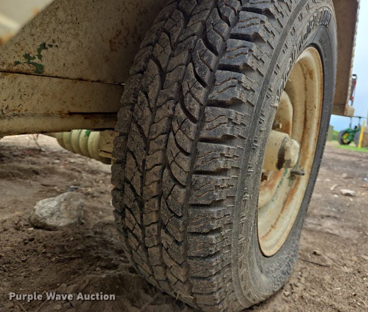 image for item DT5254 (2) straw blowers