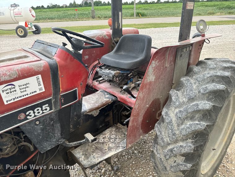 image for item DV2761 Case IH 385 tractor