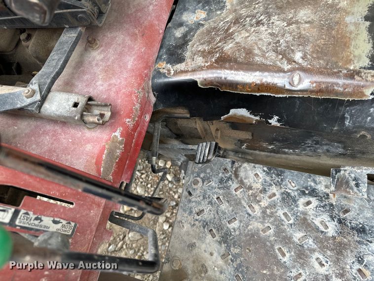 image for item DV2761 Case IH 385 tractor