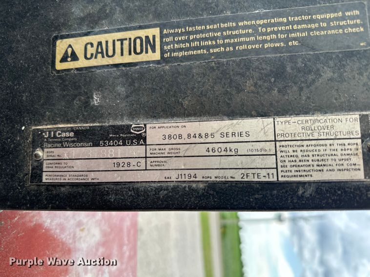 image for item DV2761 Case IH 385 tractor