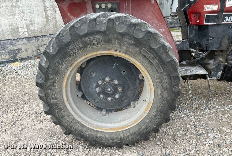 image for item DV2761 Case IH 385 tractor
