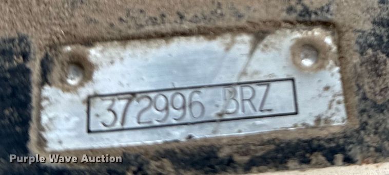 image for item DV2761 Case IH 385 tractor