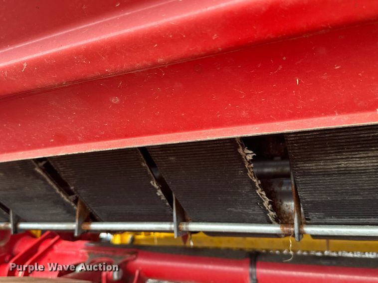 image for item DV2762 2015 New Holland RB560 round baler