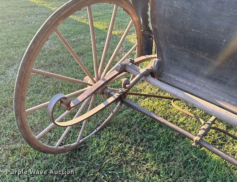 image for item DX0968 Horse drawn carriage