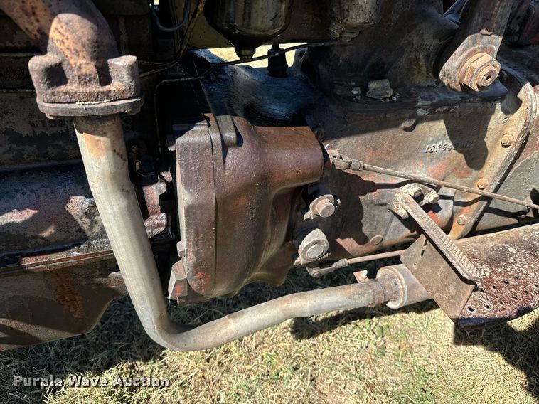 image for item DX1141 1960 Massey-Ferguson 65 tractor