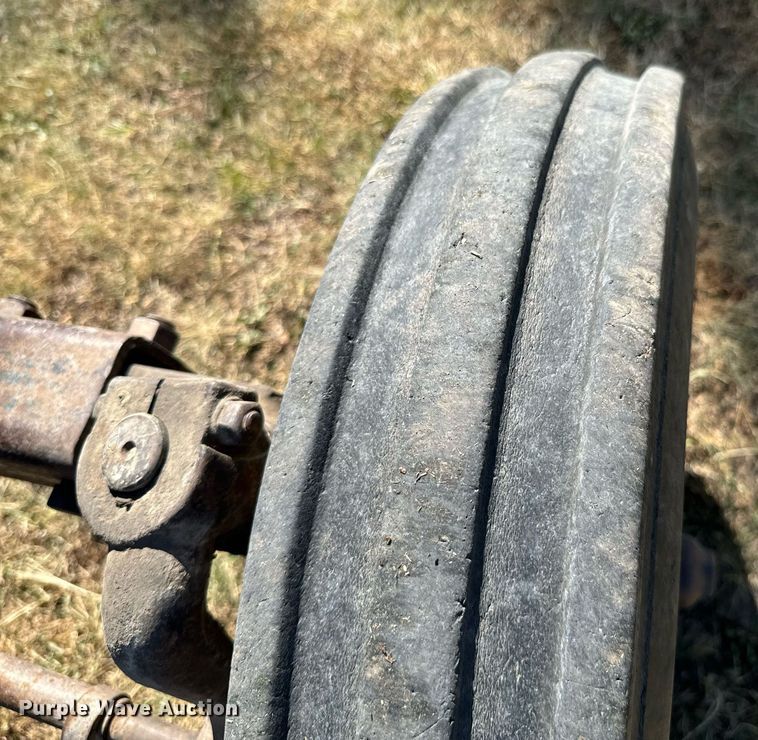 image for item DX1141 1960 Massey-Ferguson 65 tractor