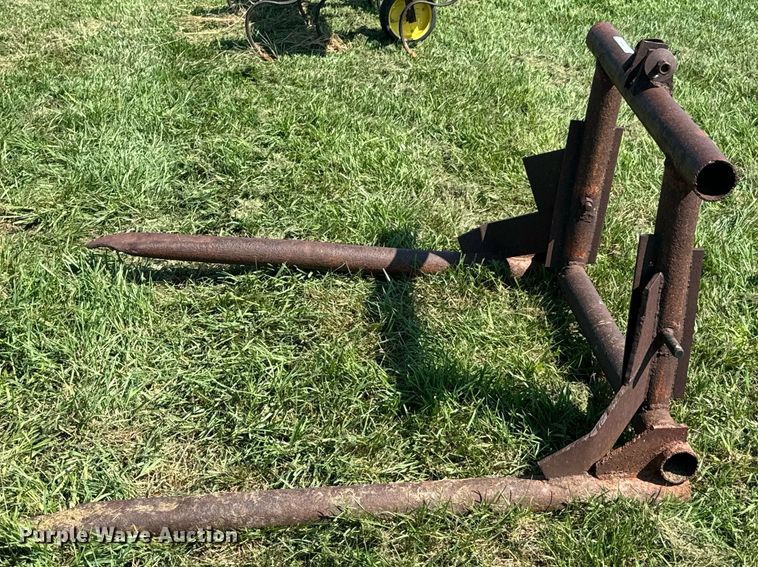 image for item DX1165 Bale spear