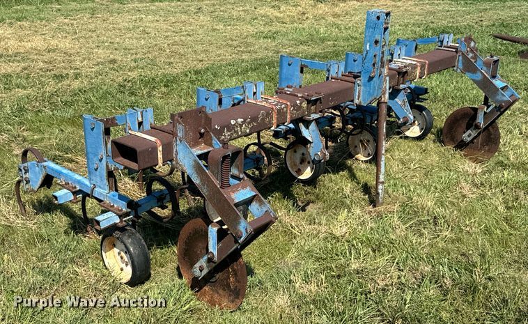 image for item DX1166 field cultivator