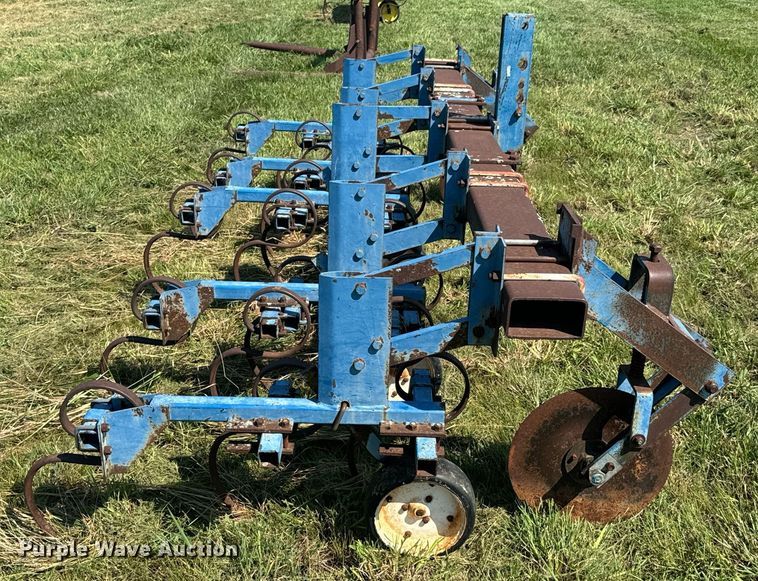 image for item DX1166 field cultivator