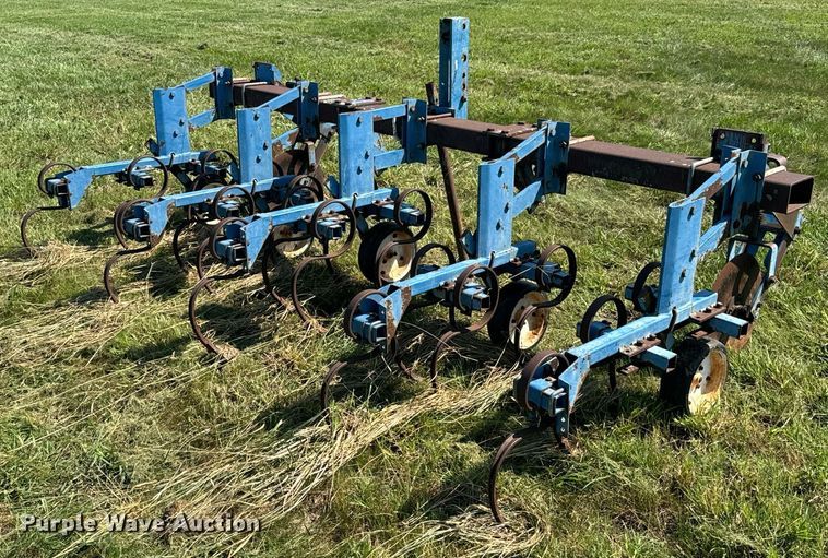 image for item DX1166 field cultivator