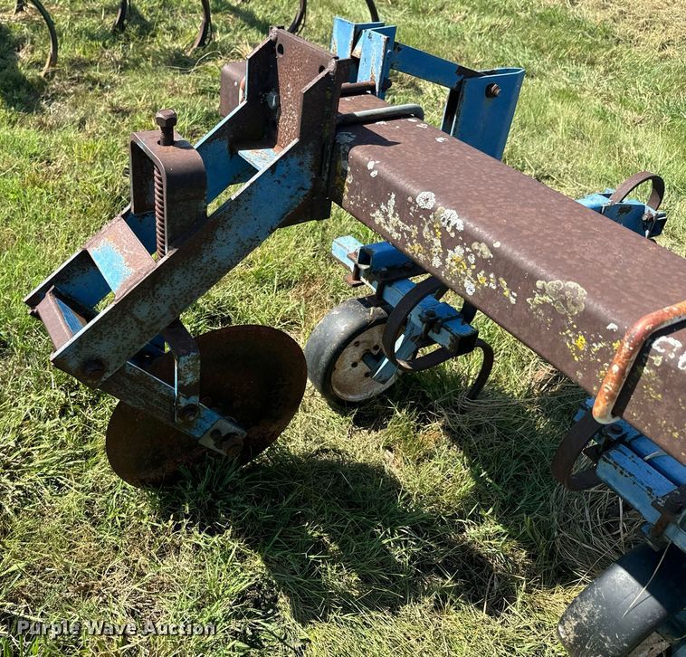image for item DX1166 field cultivator