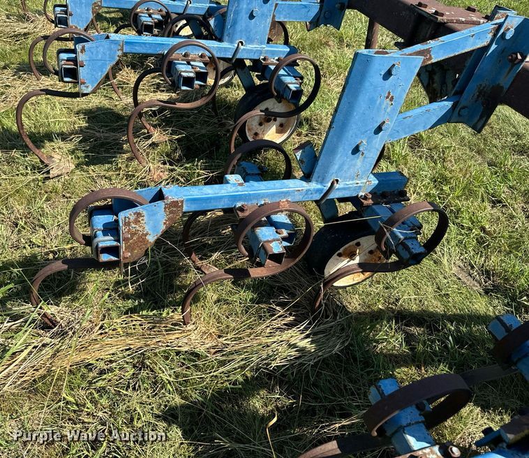 image for item DX1166 field cultivator