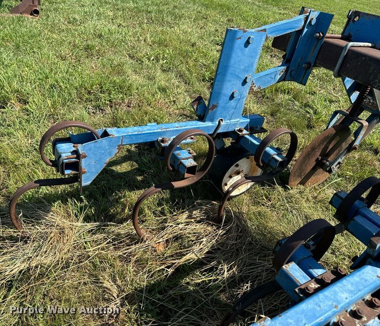 image for item DX1166 field cultivator