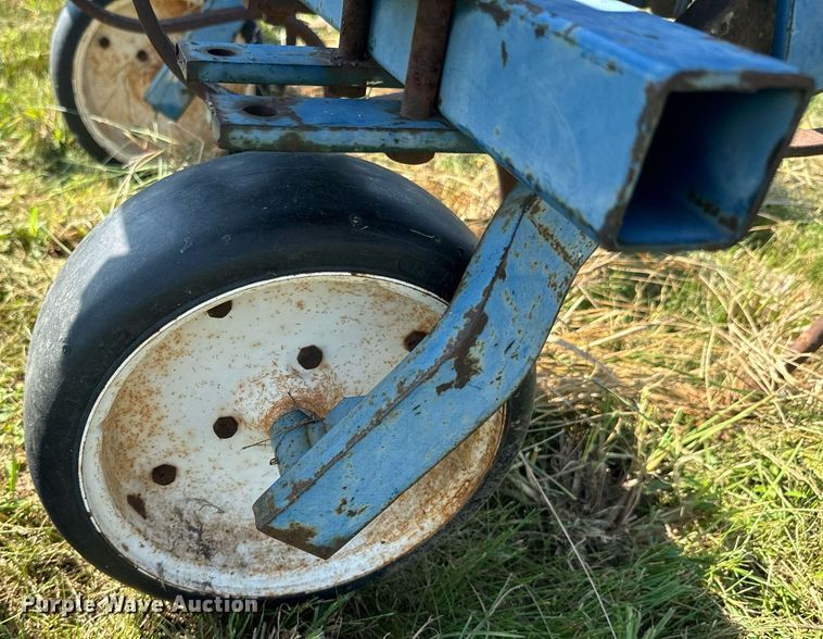 image for item DX1166 field cultivator