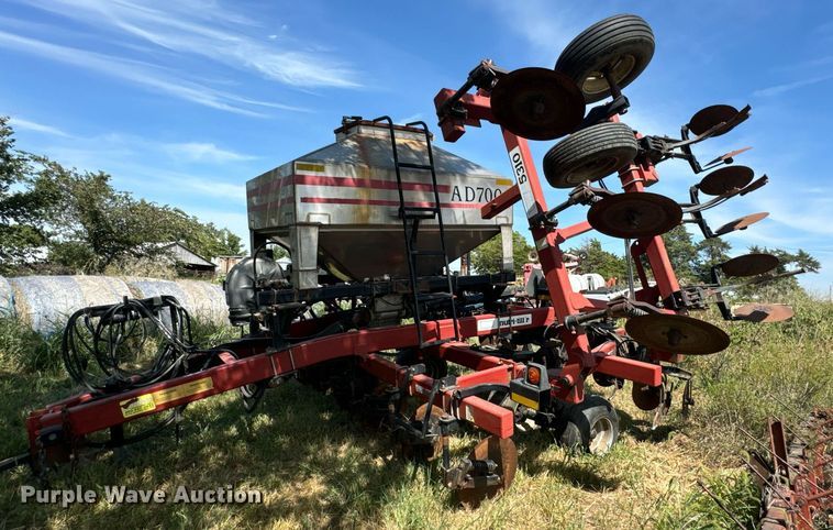 image for item DX1217 Case IH Nutri-Till'r 5310 NH3 applicator