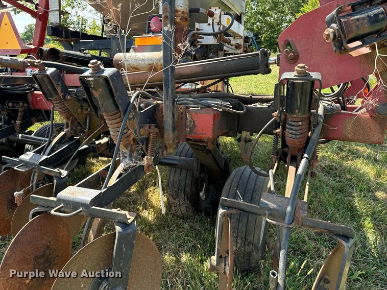 image for item DX1217 Case IH Nutri-Till'r 5310 NH3 applicator