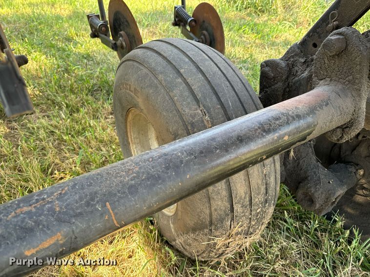 image for item DX1217 Case IH Nutri-Till'r 5310 NH3 applicator