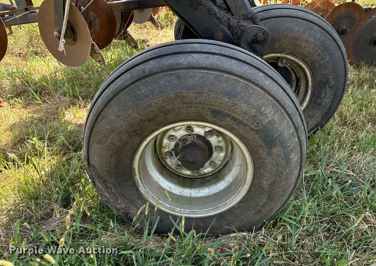 image for item DX1217 Case IH Nutri-Till'r 5310 NH3 applicator