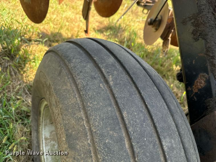 image for item DX1217 Case IH Nutri-Till'r 5310 NH3 applicator