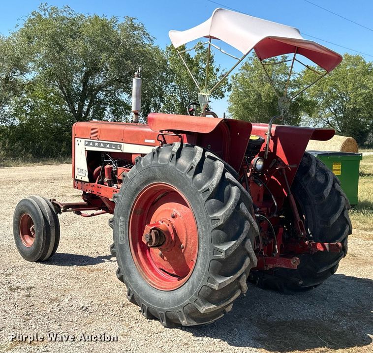 image for item DX1225 McCormick Farmall 656 tractor