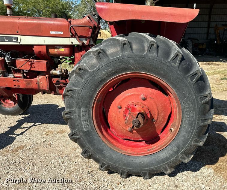 image for item DX1225 McCormick Farmall 656 tractor