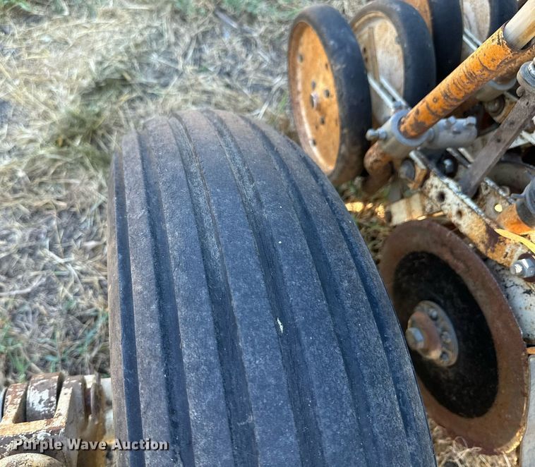 image for item DX1227 Marliss Pasture King no-till grain drill