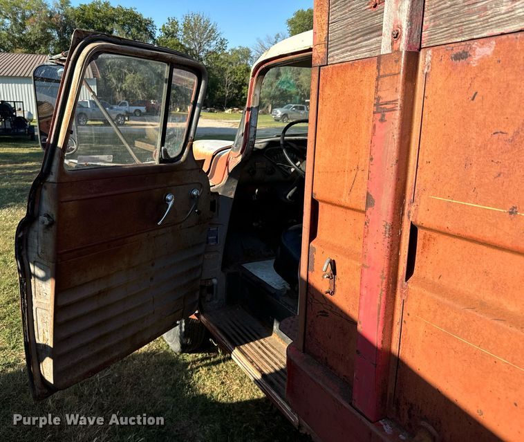 image for item DX1237 1958 Chevrolet 60 Viking grain truck