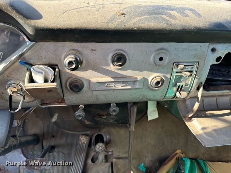 image for item DX1237 1958 Chevrolet 60 Viking grain truck