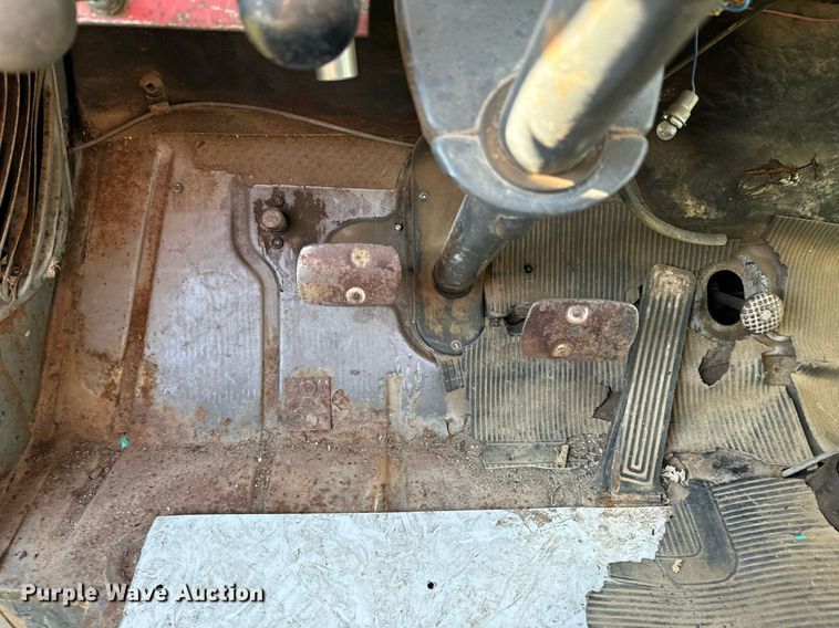 image for item DX1237 1958 Chevrolet 60 Viking grain truck