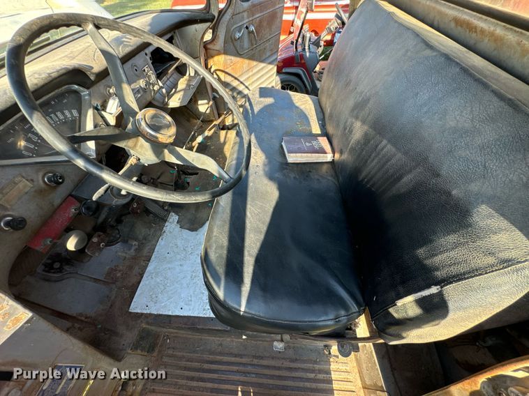 image for item DX1237 1958 Chevrolet 60 Viking grain truck