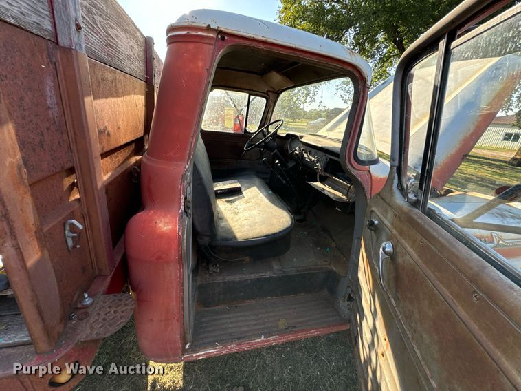 image for item DX1237 1958 Chevrolet 60 Viking grain truck