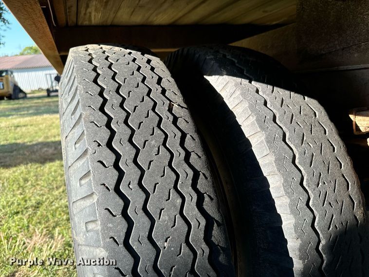 image for item DX1237 1958 Chevrolet 60 Viking grain truck