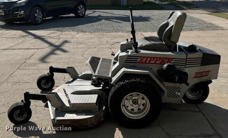 image for item DX3601 Zipper STS-2809K ZTR lawn mower