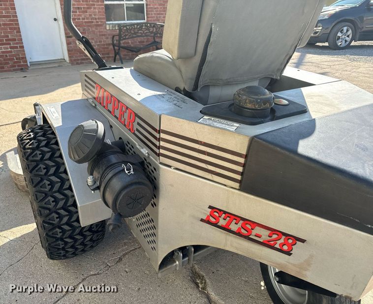 image for item DX3601 Zipper STS-2809K ZTR lawn mower