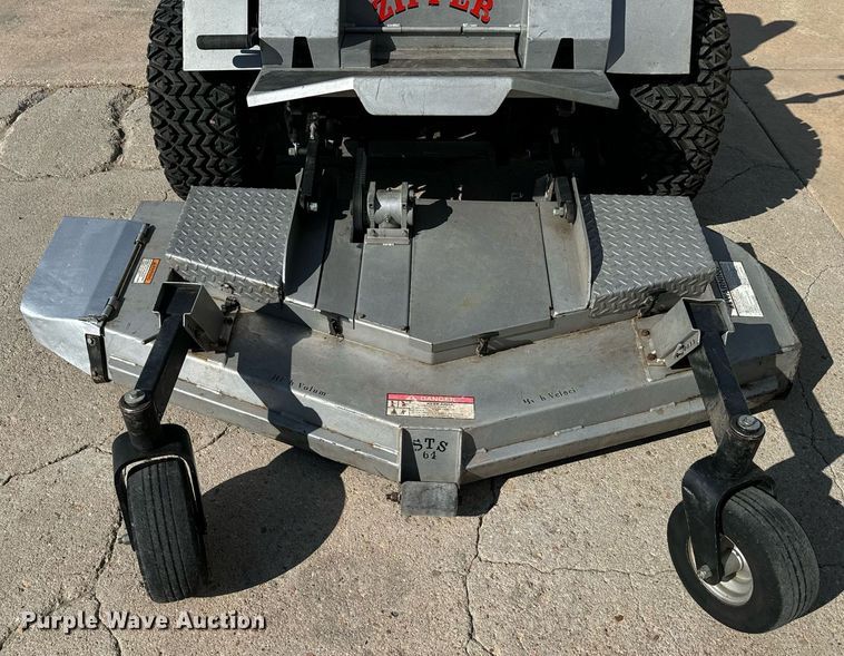 image for item DX3601 Zipper STS-2809K ZTR lawn mower