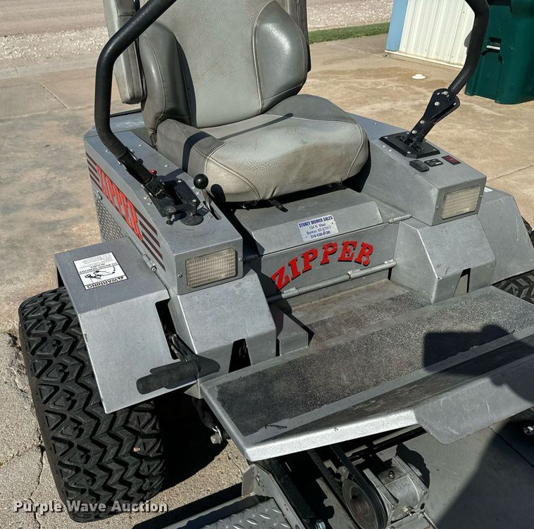 image for item DX3601 Zipper STS-2809K ZTR lawn mower