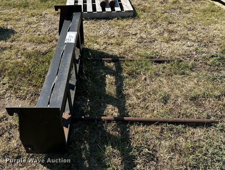 image for item EE7595 Bale spear