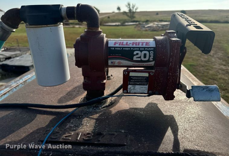 image for item EE7647 Pickup truck bed trailer