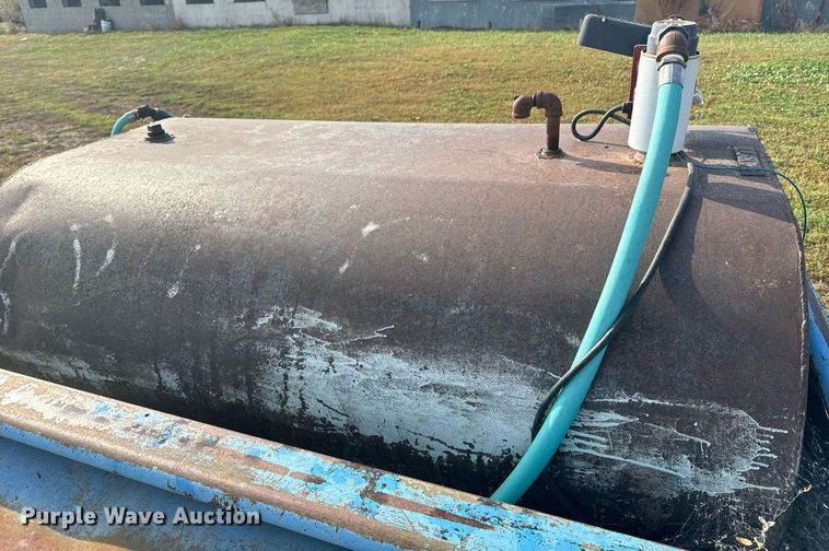 image for item EE7647 Pickup truck bed trailer