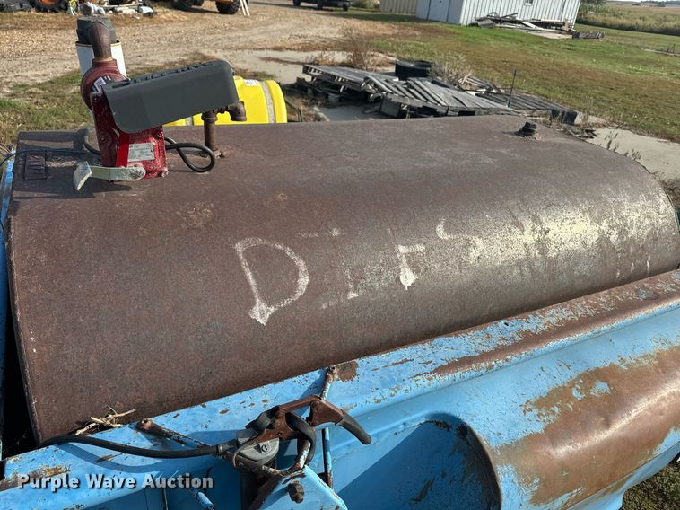 image for item EE7647 Pickup truck bed trailer