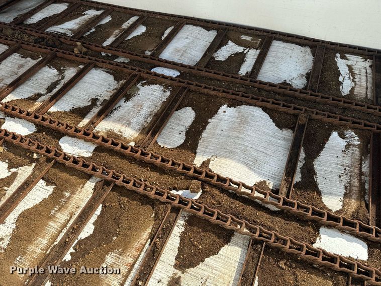 image for item EE7652 1990 International 2554 manure spreader truck