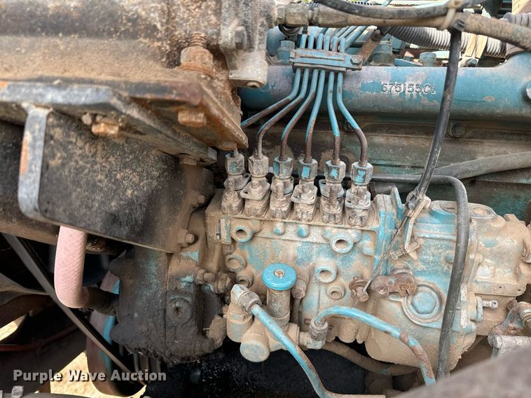 image for item EE7652 1990 International 2554 manure spreader truck